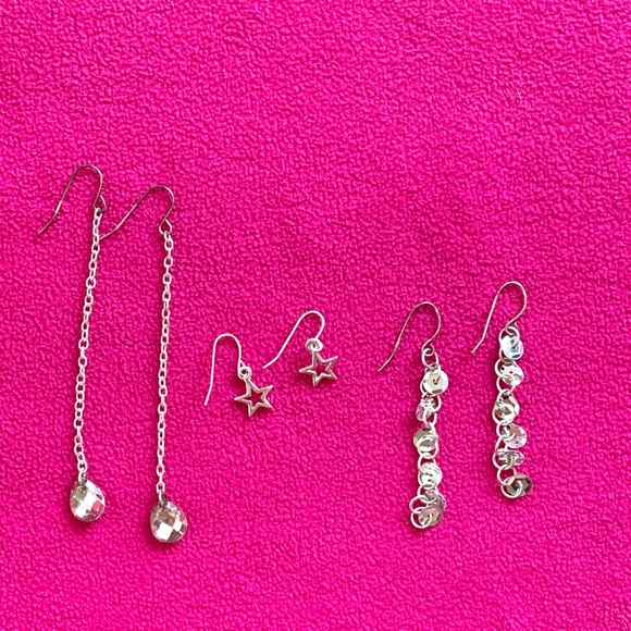 Jewelry - Cute earrings bundle